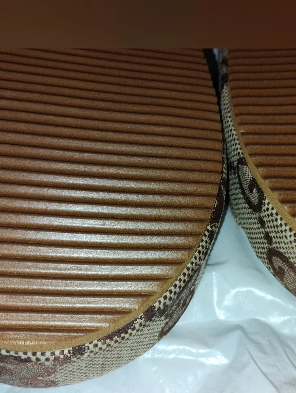Cute But F A K E All The Way Niice Logo Knockoffs, Size 40 New - Picture 6 of 8
